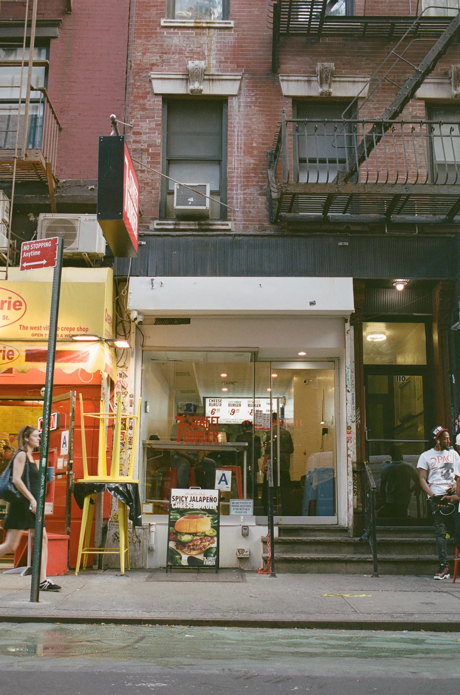 7th Street Burger West Village storefront