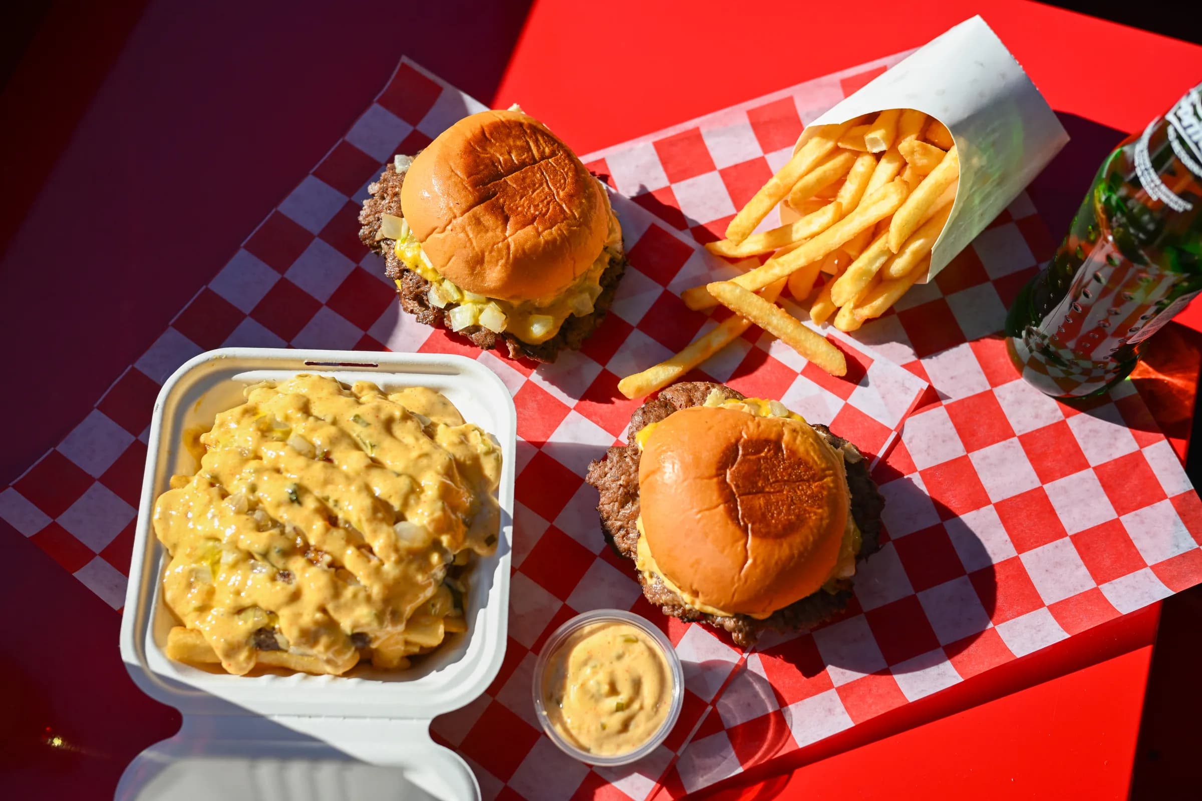 7th Street Burger Astoria (30th Ave)